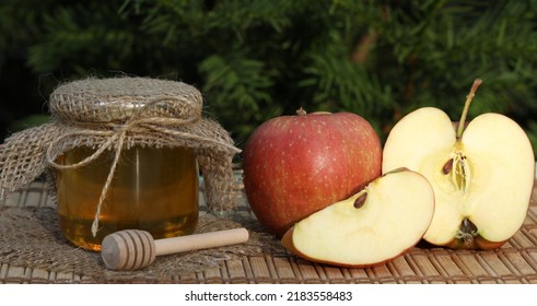 4,564 Apple Honey Kitchen Background Images, Stock Photos & Vectors 