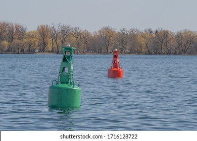 138 Port and starboard markers Images, Stock Photos & Vectors ...