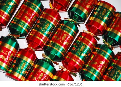 Red And Green Christmas Crackers