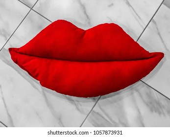 Red Lips Décor