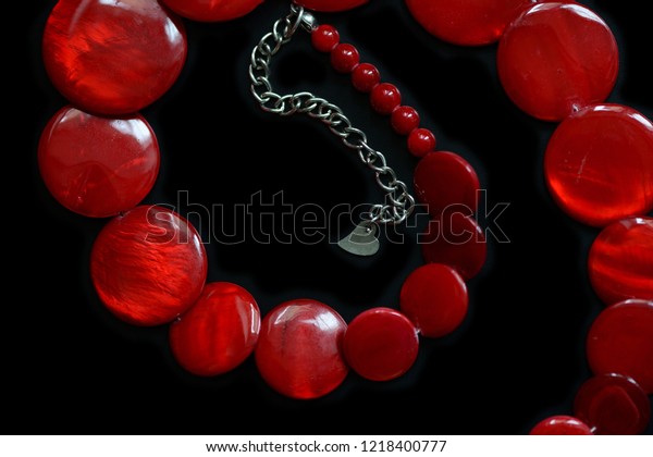 red flat beads