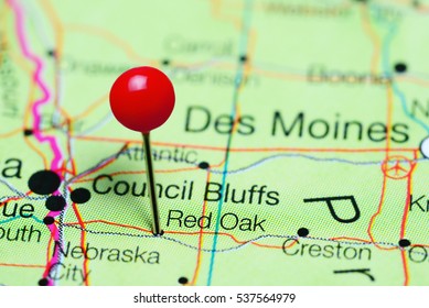 Red Oak Pinned On A Map Of Iowa, USA
