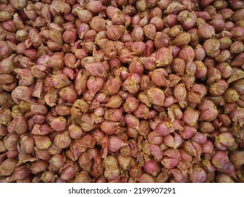 Red Onions On Display At The Supermarket