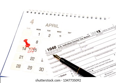 Red Pushpin In Calendar On 15th April For US Tax Day