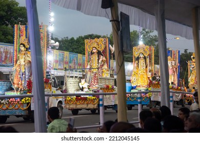 3,196 Durga Puja Dress Stock Photos, Images & Photography | Shutterstock