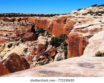 Red rock cliffs