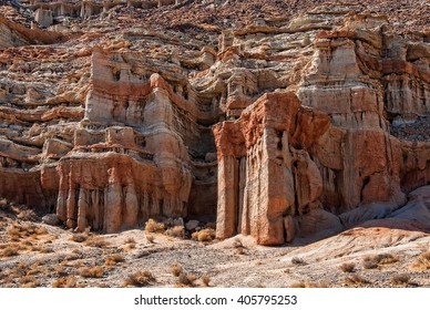 Red rock formations in Red Rock Canyon California