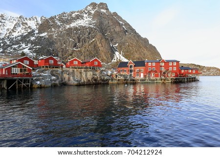 Red cottages-tourist rorbuer in A i Lofoten. Sorvagen-Norway-323