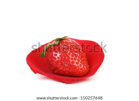 Red rose petal a nd fresh strawberry Imagine de stoc © 