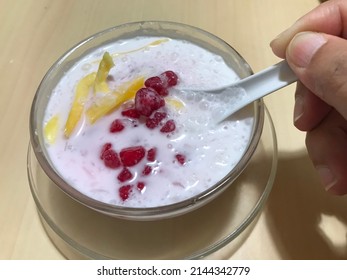 Red Rubies Dessert. Red Rubies Or Tub Tim Krob Is A Refreshing Thai Dessert Made Mainly With Water Chestnut And Coconut Cream.