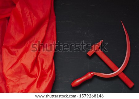 red sickle and hammer symbol of communism in the Soviet Union history of Russia
