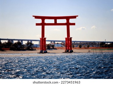 赤鳥居 弁天島観光シンボルタワー 
Red torii Bentenjima sightseeing symbol tower