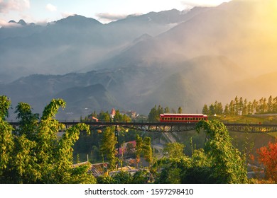 Red Train Town To Fansipan ,Sapa