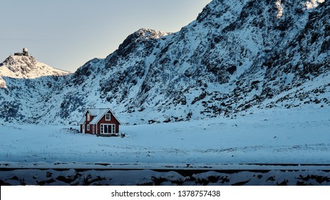 Red Vesteralen House