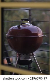 Red Weber Kettle Barbecue Grill Smoker