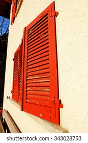Red window