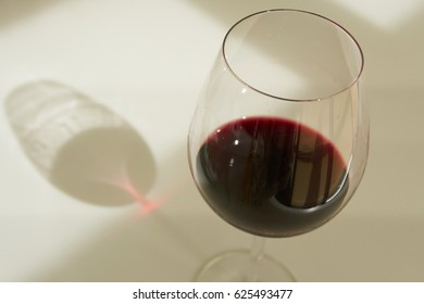  Red Wine Glass With Shadow