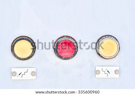 red and yellow pushbutton 