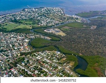 REDCLIFFE, QUEENSLAND, AUSTRALIA - : Cabbage Tree Creek (Tighgum) And Associated Mangrove Wetlands, With Wastewater Treatment Plant, With Shorncliffe Suburb And Golf Course, On Shores Of Moreton Bay.