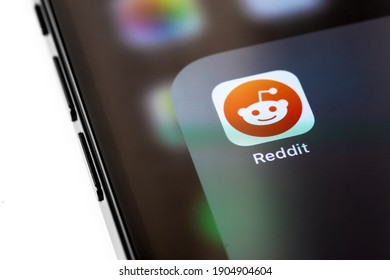 Reddit Mobile App Icon On The Screen Smartphone. Reddit - Social News Site. Moscow, Russia - January 16, 2021