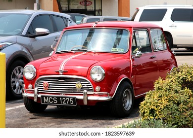 Redondo Beach CA Sept 12,2020
Vintage Mini Cooper.