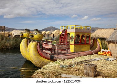 Reed Boat Uros Floating Islands Lake Stock Photo 1225284004 | Shutterstock