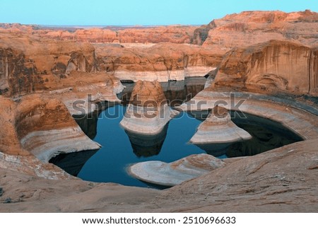 Reflection Canyon at sunset, Lake Powell, Glen Canyon National Recreation Area, Utah, USA
