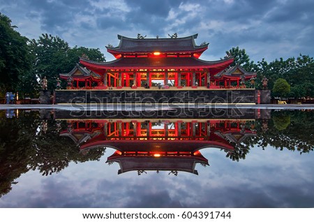 Reflection of Sam Poo Kong Temple