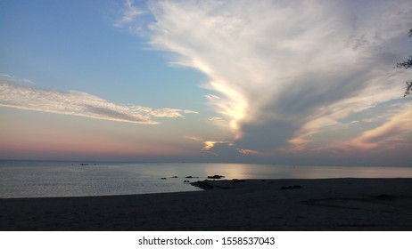 Reflection  of  sunlight  and  cloud