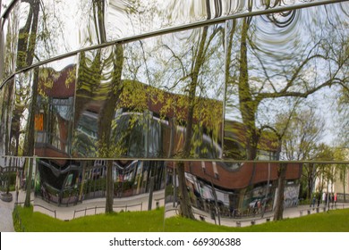 Reflectional Facade