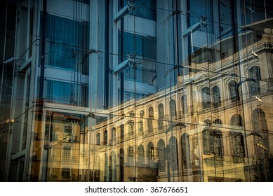 Reflejo En El Museo Reina Sofia