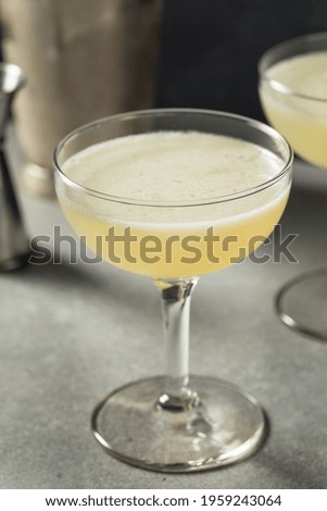 Refreshing Cold Corpse Reviver No 2 Cocktail with Gin