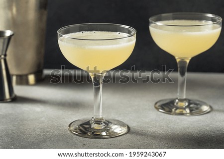 Refreshing Cold Corpse Reviver No 2 Cocktail with Gin