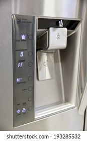 Refrigerator Ice And Water Dispenser