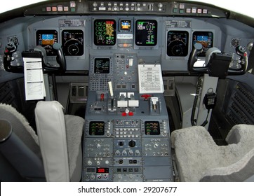 Regional Jet Flight Deck