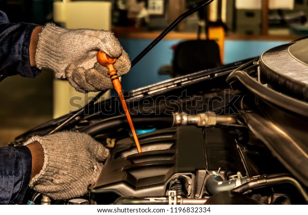Regular car care makes car use. Safe and confident\
in driving. Regular inspection of used cars. It is very well\
done.Such as oil check.