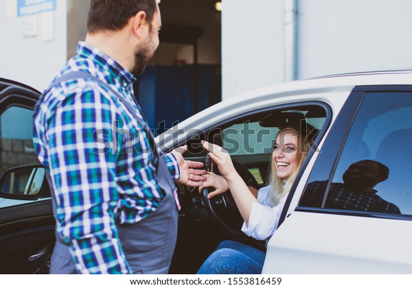 Regular customer\
arrived at a vehicle\
inspection