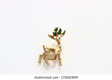 Reindeer With Holly Berries Gold Tone Christmas Brooch