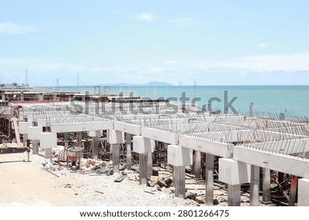 Reinforced concrete columns: Construction process of reinforced concrete house columns.