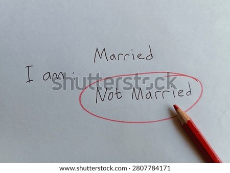 ​Concept of relationship status selection with handwritten text 