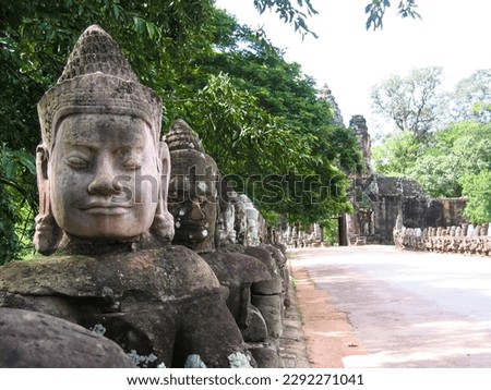 Religion site. Sculpture Angkor Wat Cambodia. Khmer Tempio di Ta Prohm