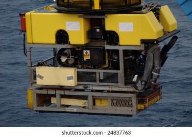 Remotely Operated Vehicle (ROV) Submarine
