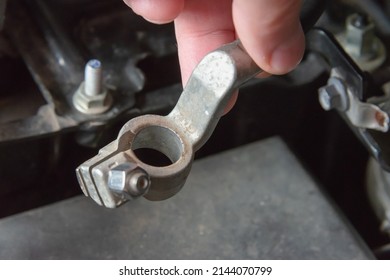 Removing Car Battery Car Service Car Stock Photo 2144070799 | Shutterstock