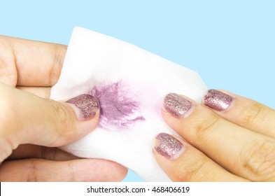 Removing Nail Polish By Cotton