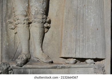 Renaissance Fashion On A Sandstone Epitaph 