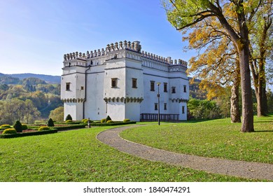 Fortified Medieval Manor House Images Stock Photos Vectors Shutterstock