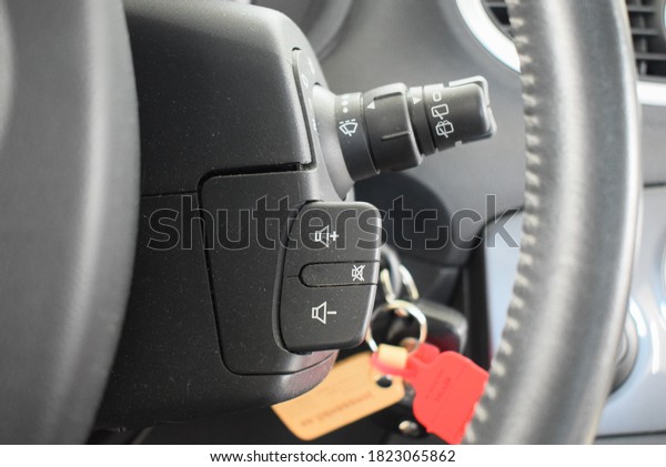 Renault Clio interior  car interior cockpit 22/12/2019\
in orebro sweden 