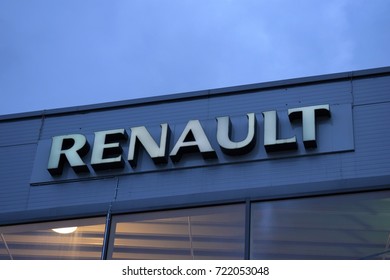 Renault sign - Kongsvinger, Norway (26th september 2017)