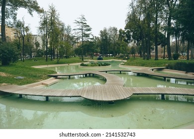 The Renovated Garden In Campo Grande Is Now The Mário Soares Garden. Endowed With Good Walks, Large And Old Trees That Cool The Hottest Days. Lisbon, March 2022