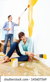 Renovation Diy Paint Couple In New Home Painting Wall